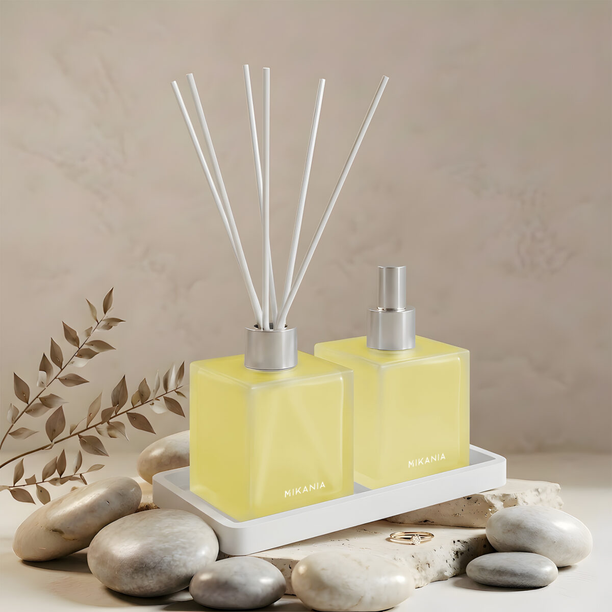 Kit Difusor  + Home Spray  + Bandeja Strawberry Gelato - Imagem 4