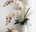 Arranjo elegante de orquídeas permanentes de silicone mostrando naturalidade e caimento